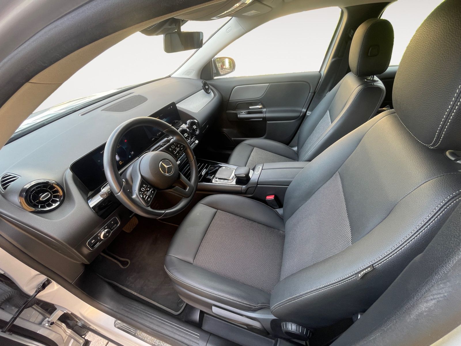 Mercedes-Benz GLA 200  D AUTOMATIC BUSINESS EXTRA
