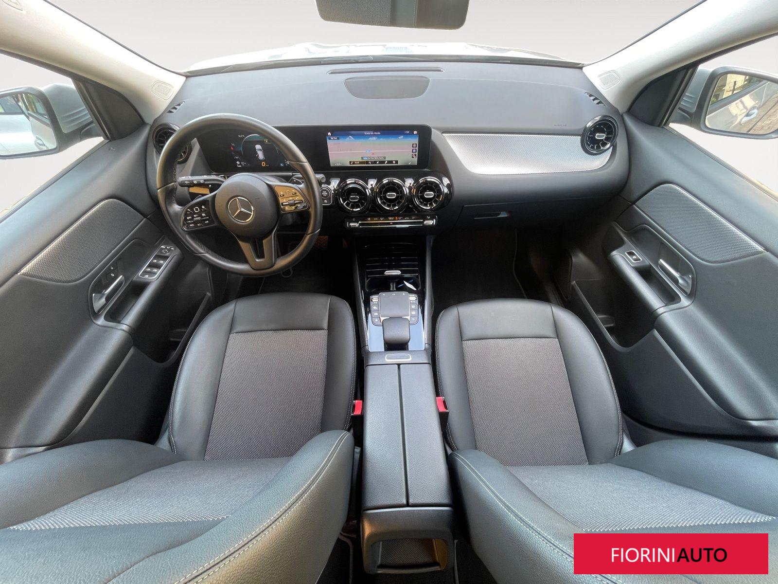 Mercedes-Benz GLA 200  D AUTOMATIC BUSINESS EXTRA