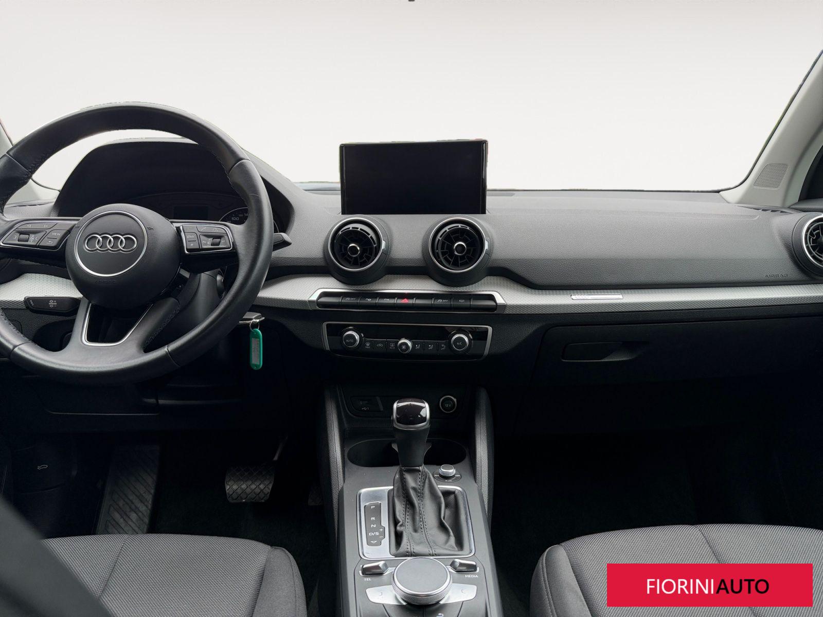 Audi Q2 30 TDI S Tronic Business