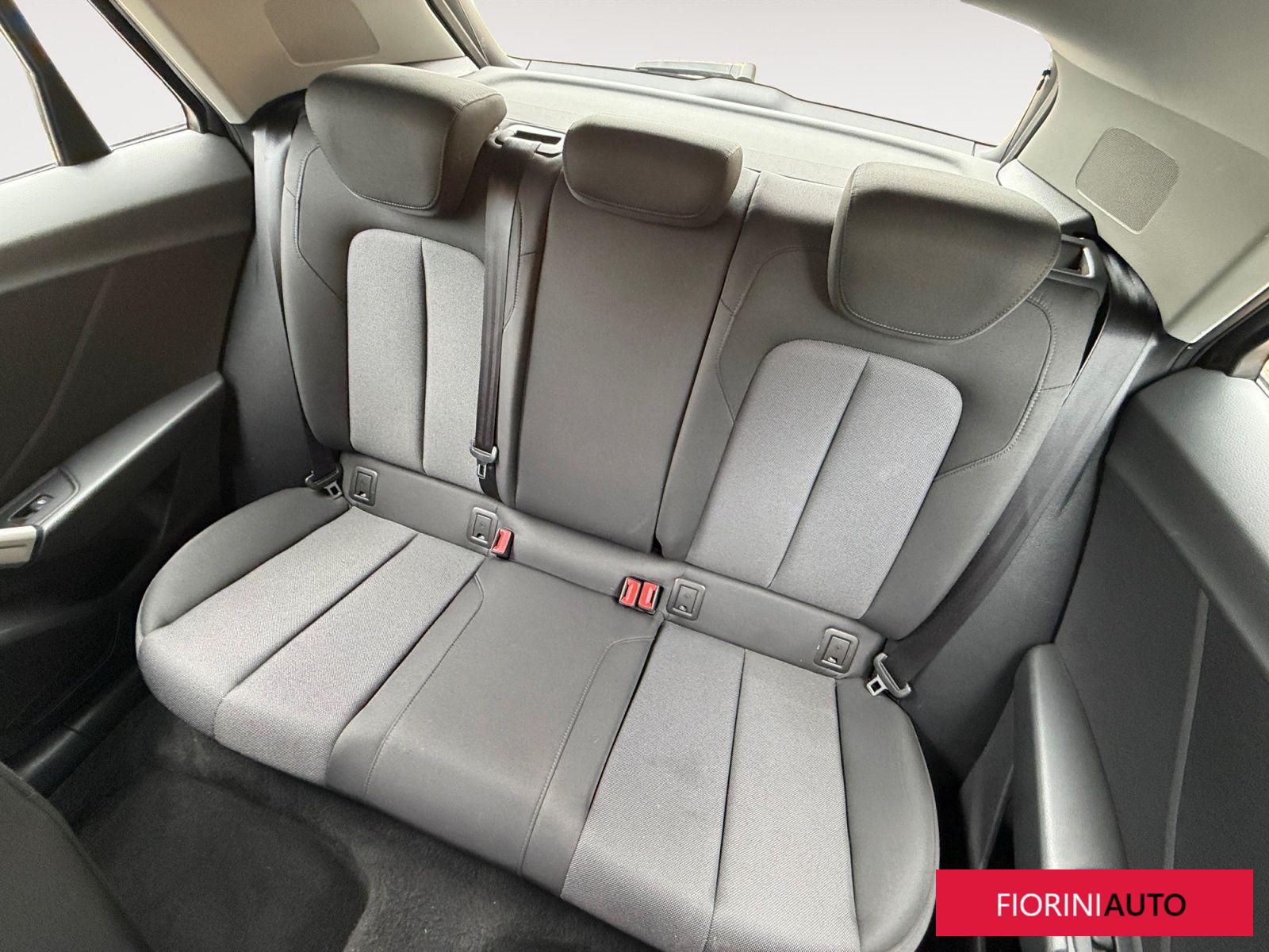 Audi Q2 30 TDI S Tronic Business